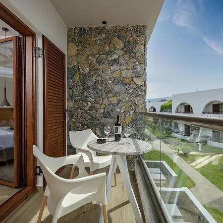 Gaia Garden Hotel 3*