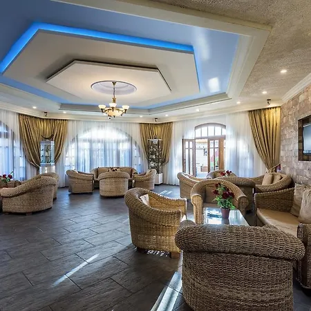 Hotel Gaia Garden 3*