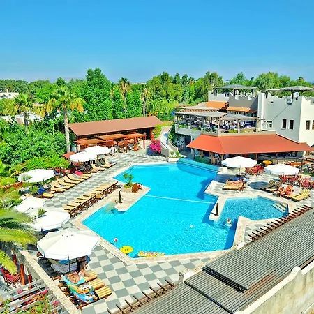 Hotel Gaia Garden 3*