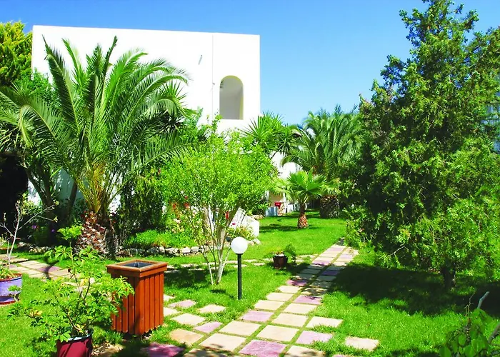 Hotel Gaia Garden 3*