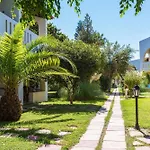 Gaia Garden Hotell 3*